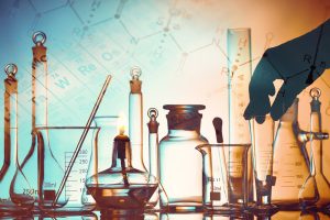 ensemble d'outils de chimie pour faire des analyses