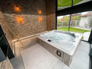 spa-worldpoolinnovation-masseenvironnement-jardin-spadenage-dynasty